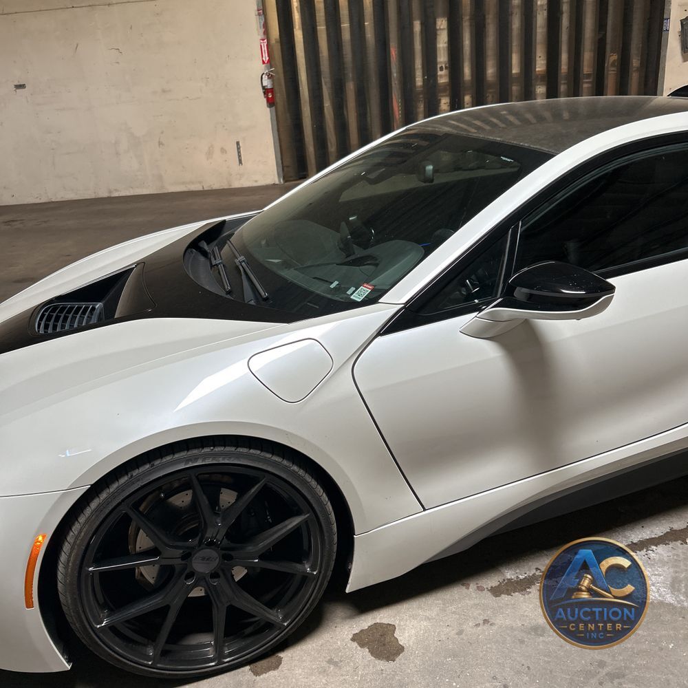 2016 BMW i8