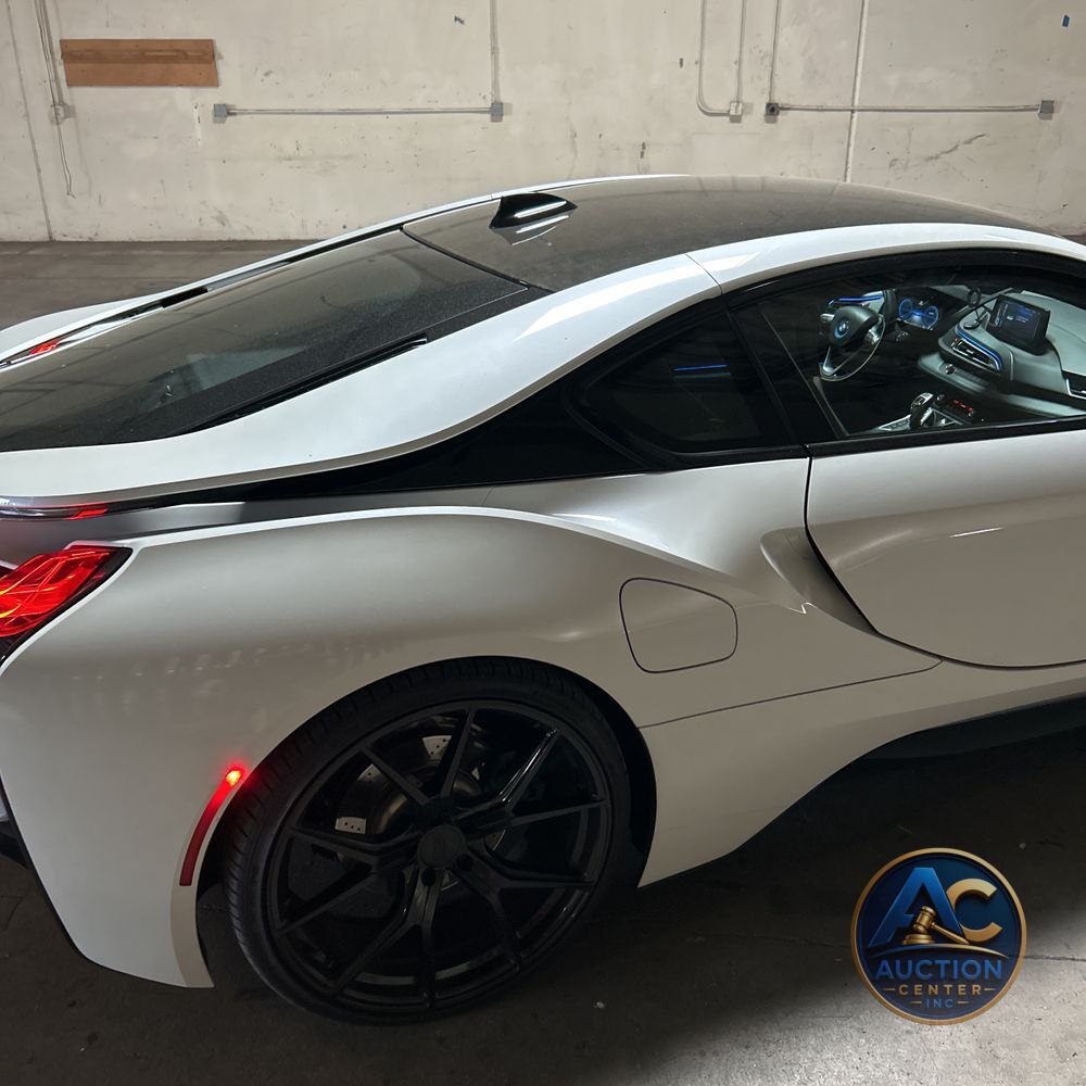 2016 BMW i8