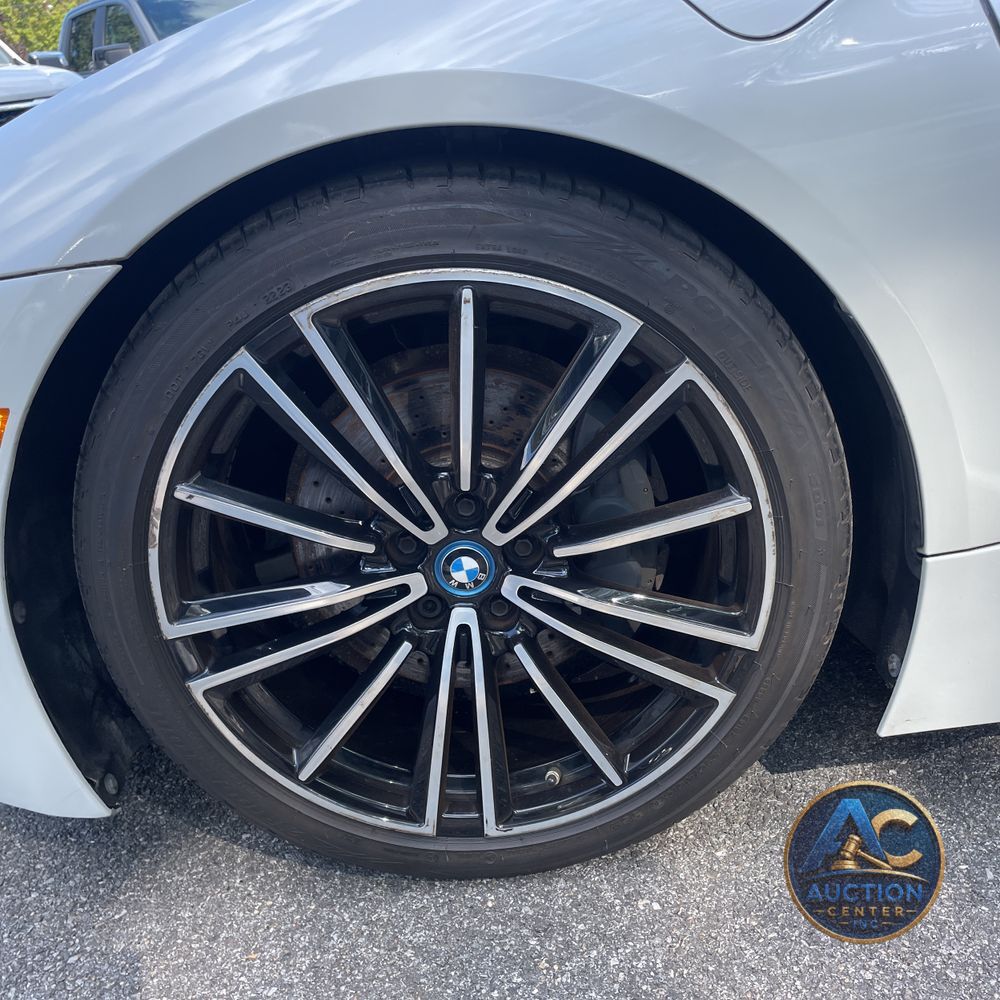 2019 BMW i8