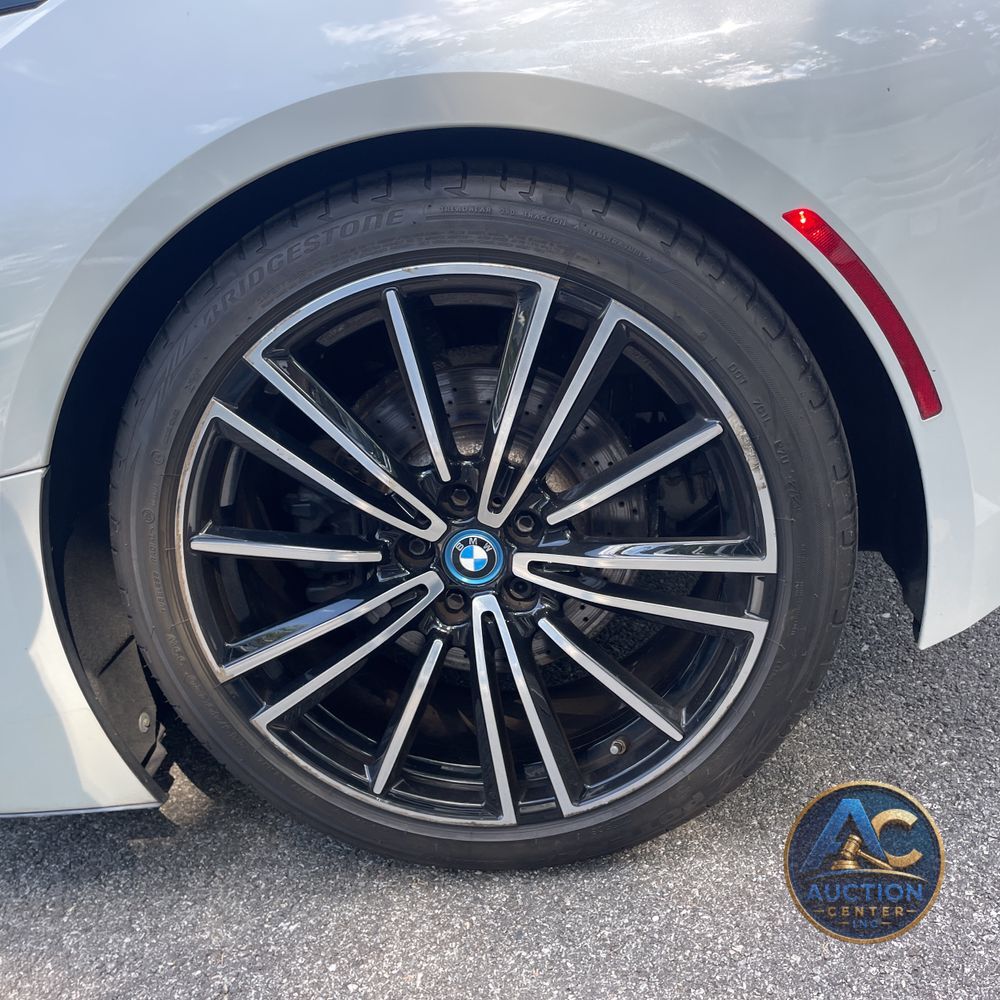 2019 BMW i8