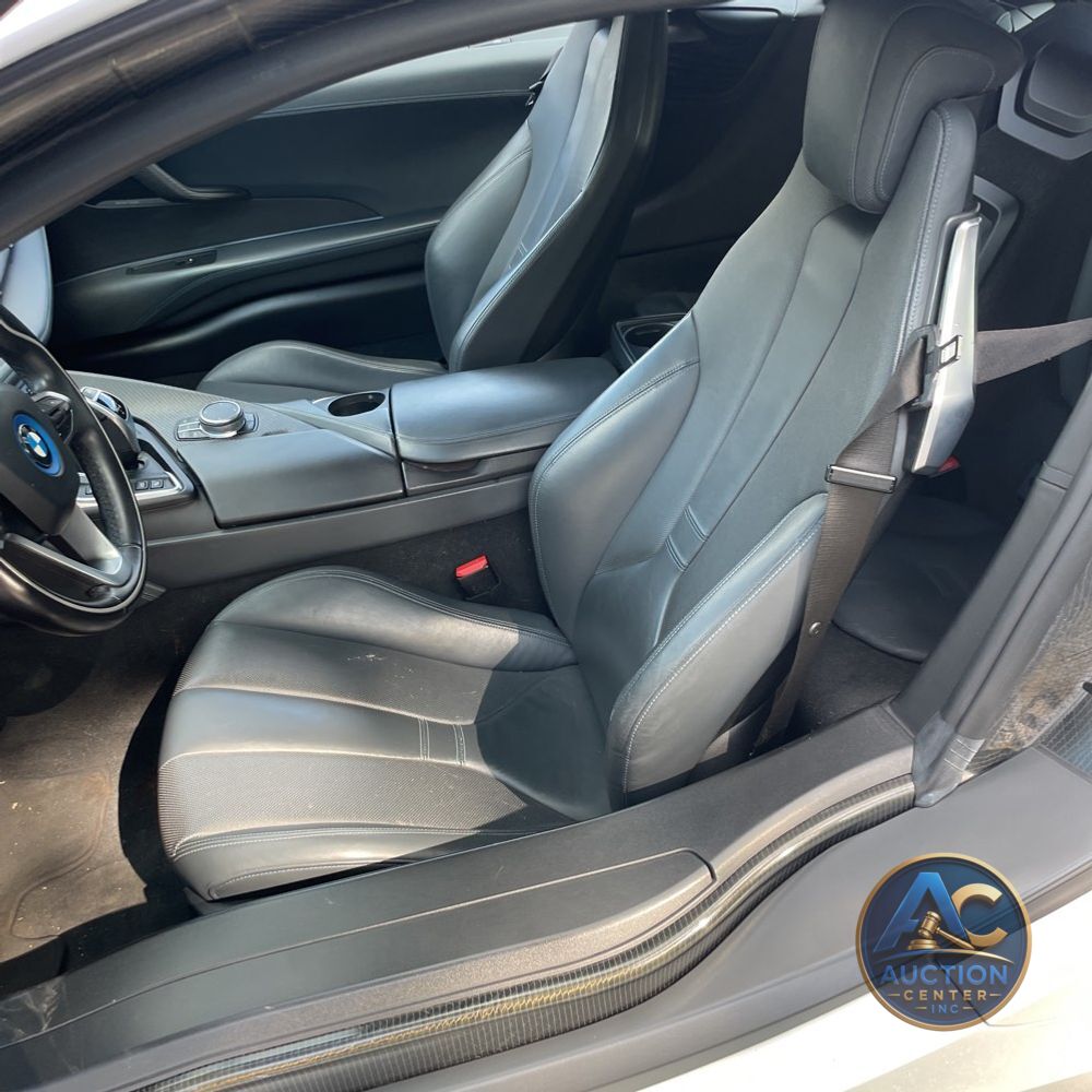 2019 BMW i8