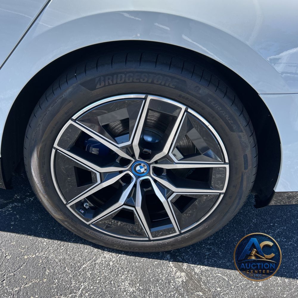 2024 BMW i5 eDrive40
