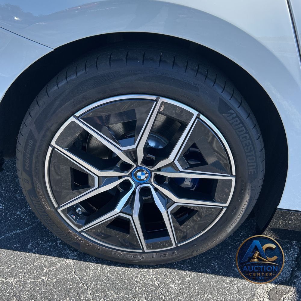 2024 BMW i5 eDrive40