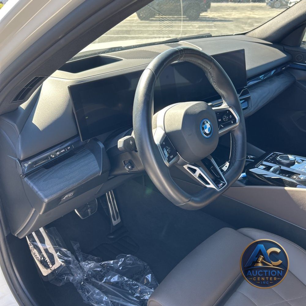 2024 BMW i5 eDrive40