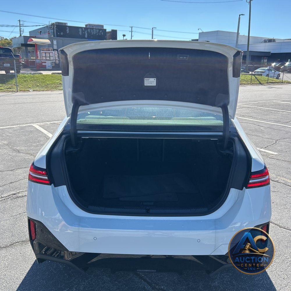 2024 BMW i5 eDrive40