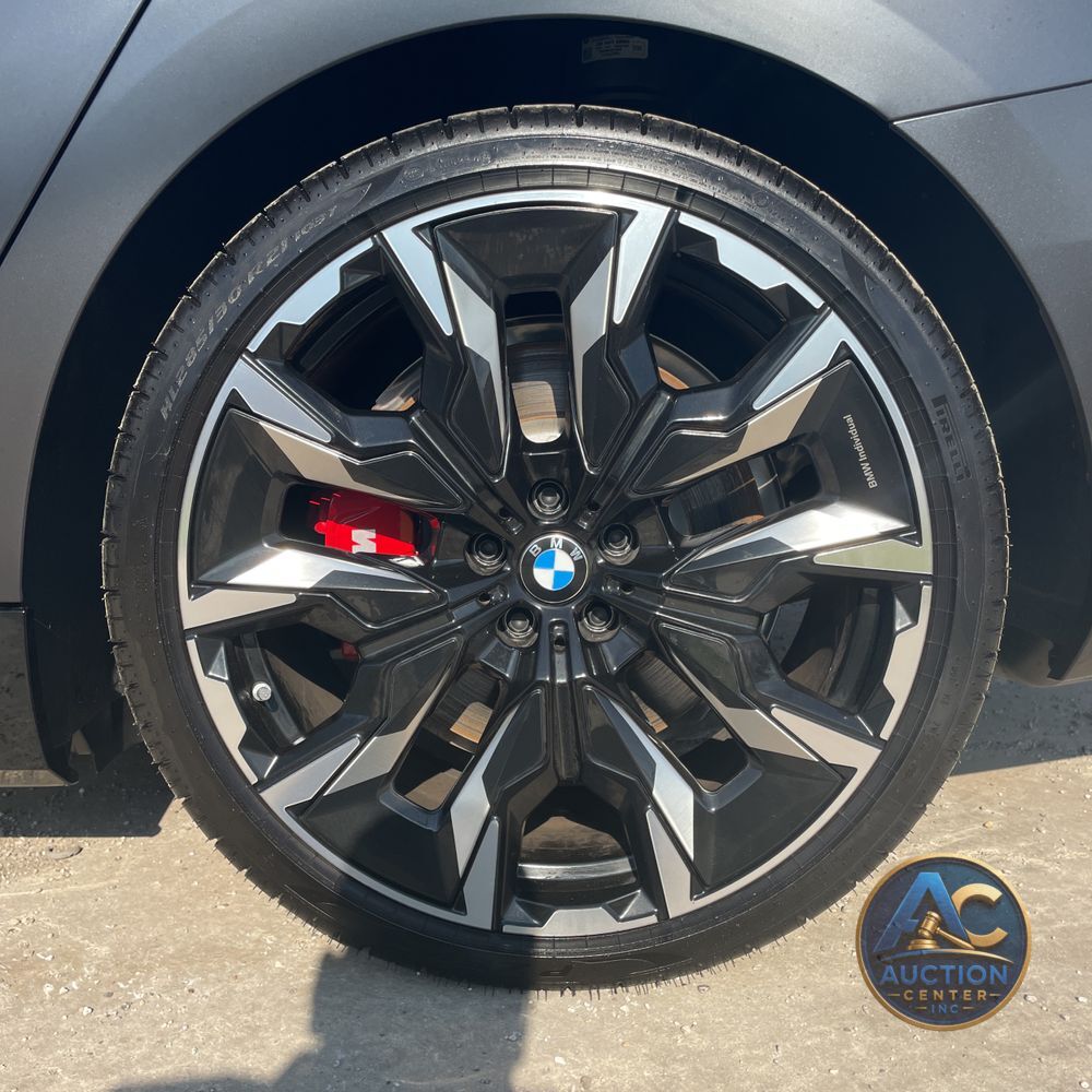 2025 BMW i5 M60