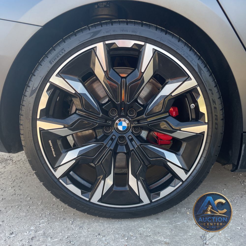 2025 BMW i5 M60