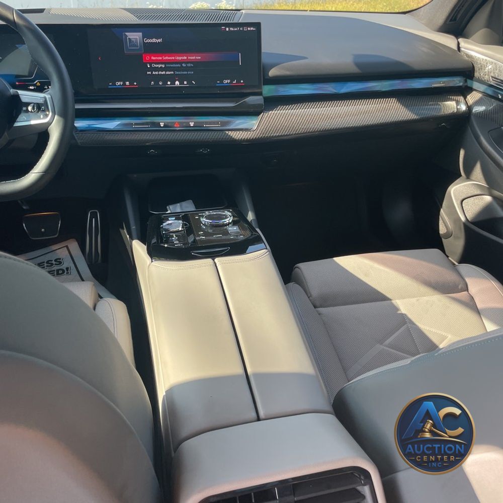 2025 BMW i5 M60