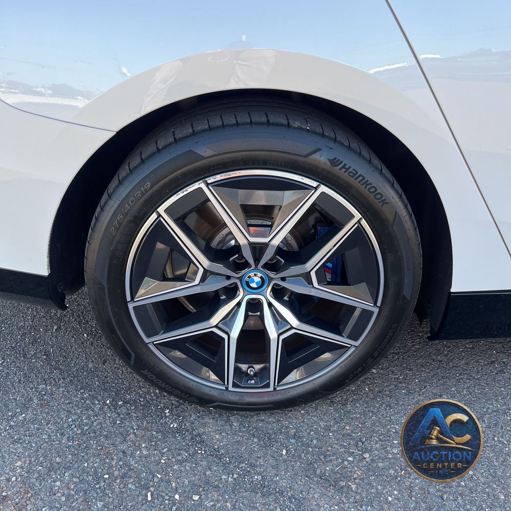 2024 BMW i5 M60