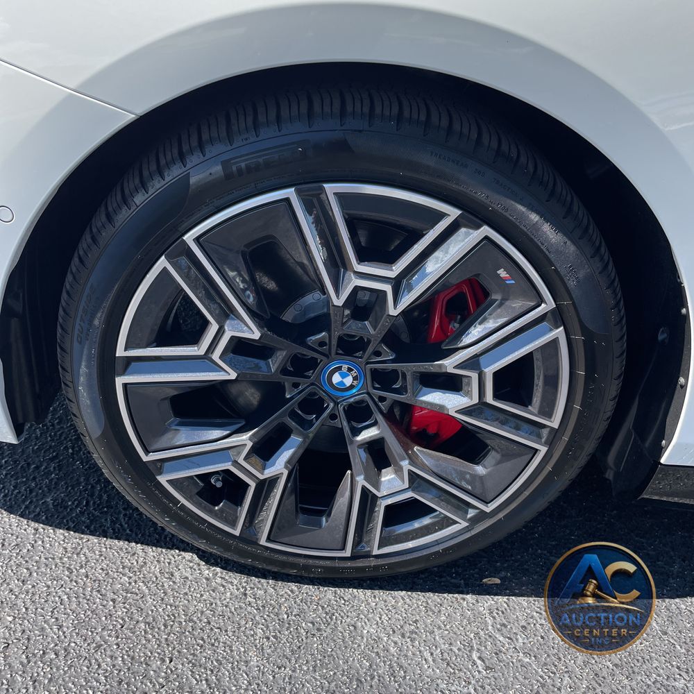 2025 BMW i5 M60