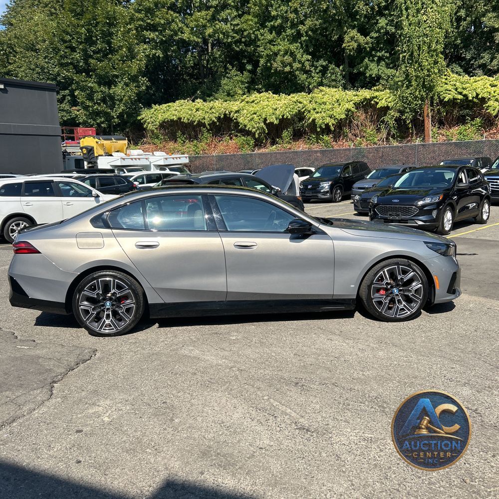 2024 BMW i5 M60