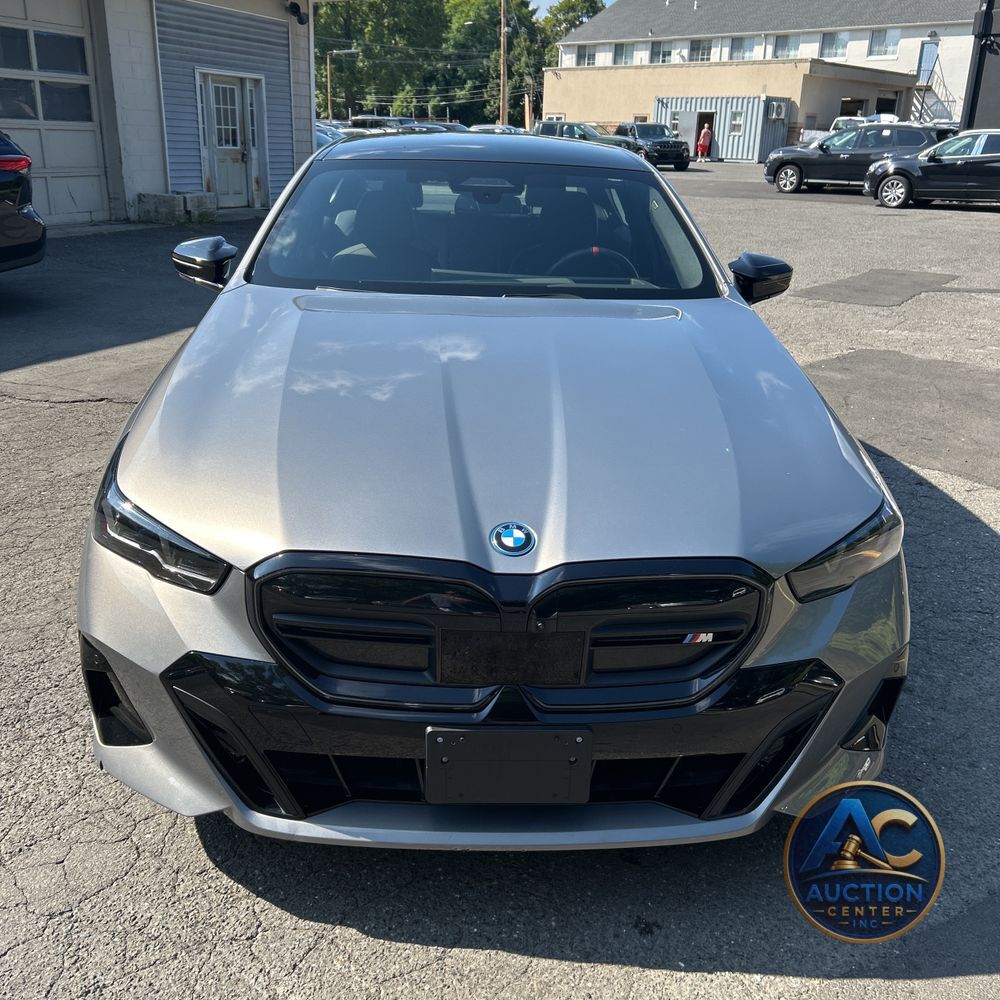 2024 BMW i5 M60