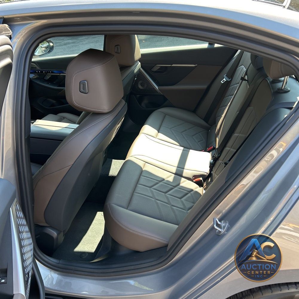 2024 BMW i5 M60