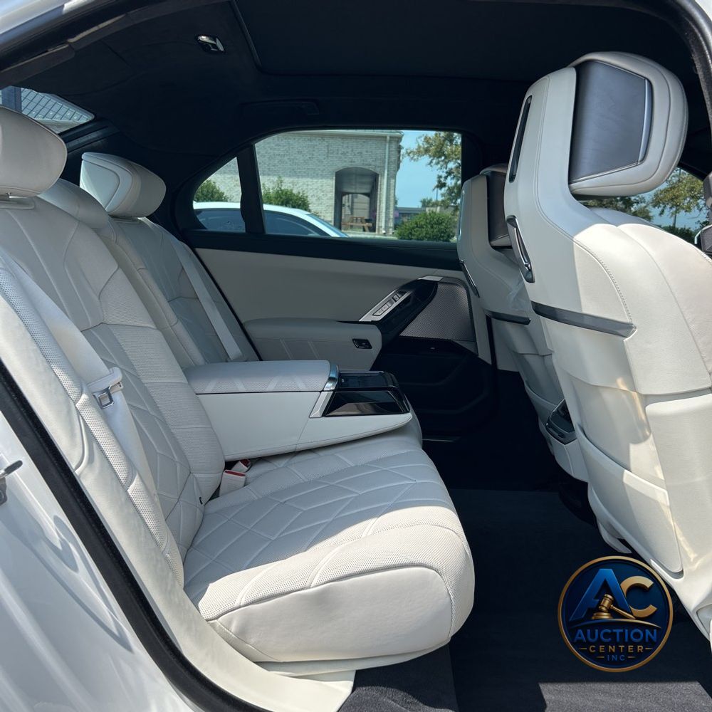 2024 BMW i7 xDrive60
