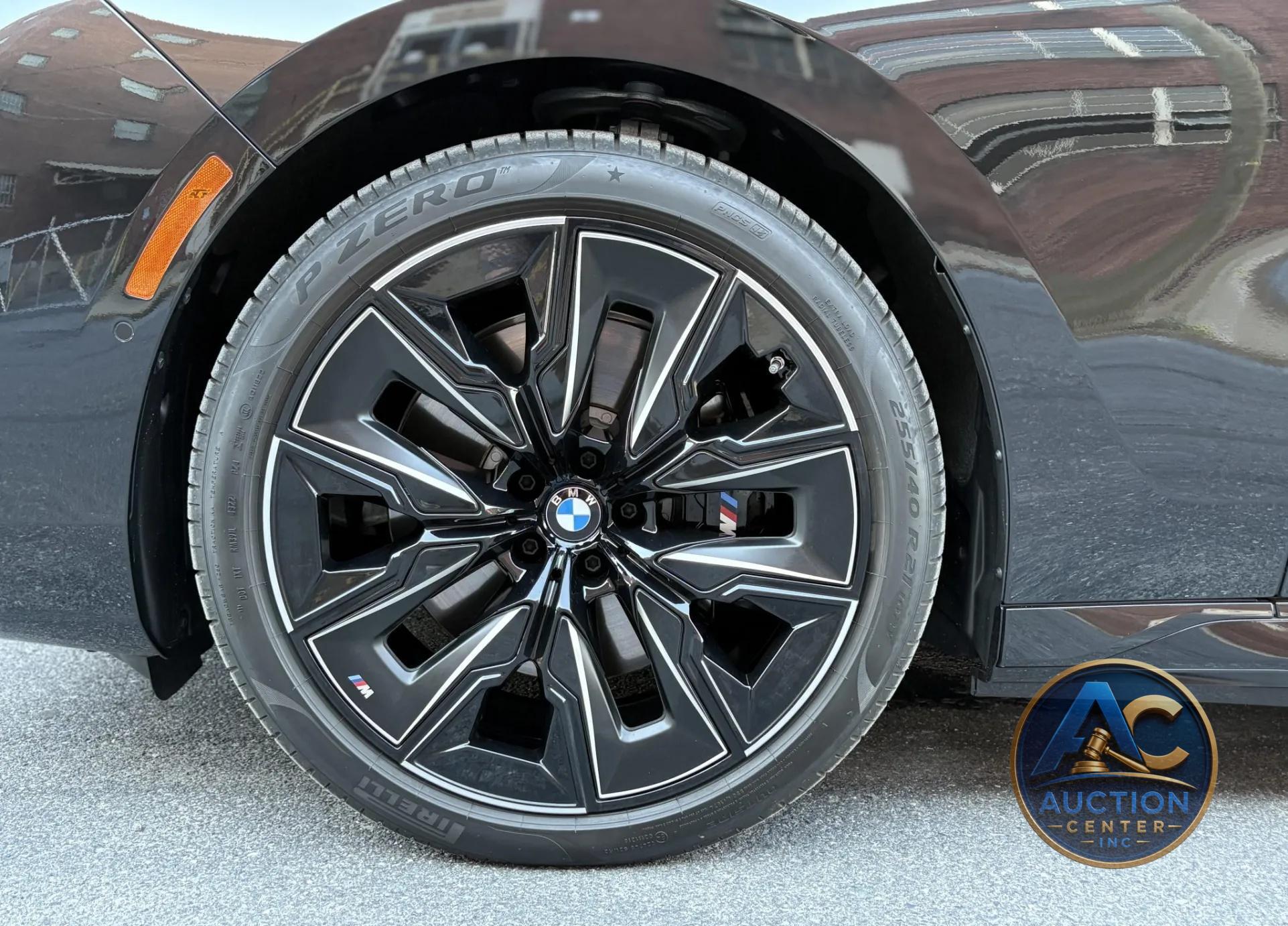 2023 BMW i7 xDrive60 M Sport