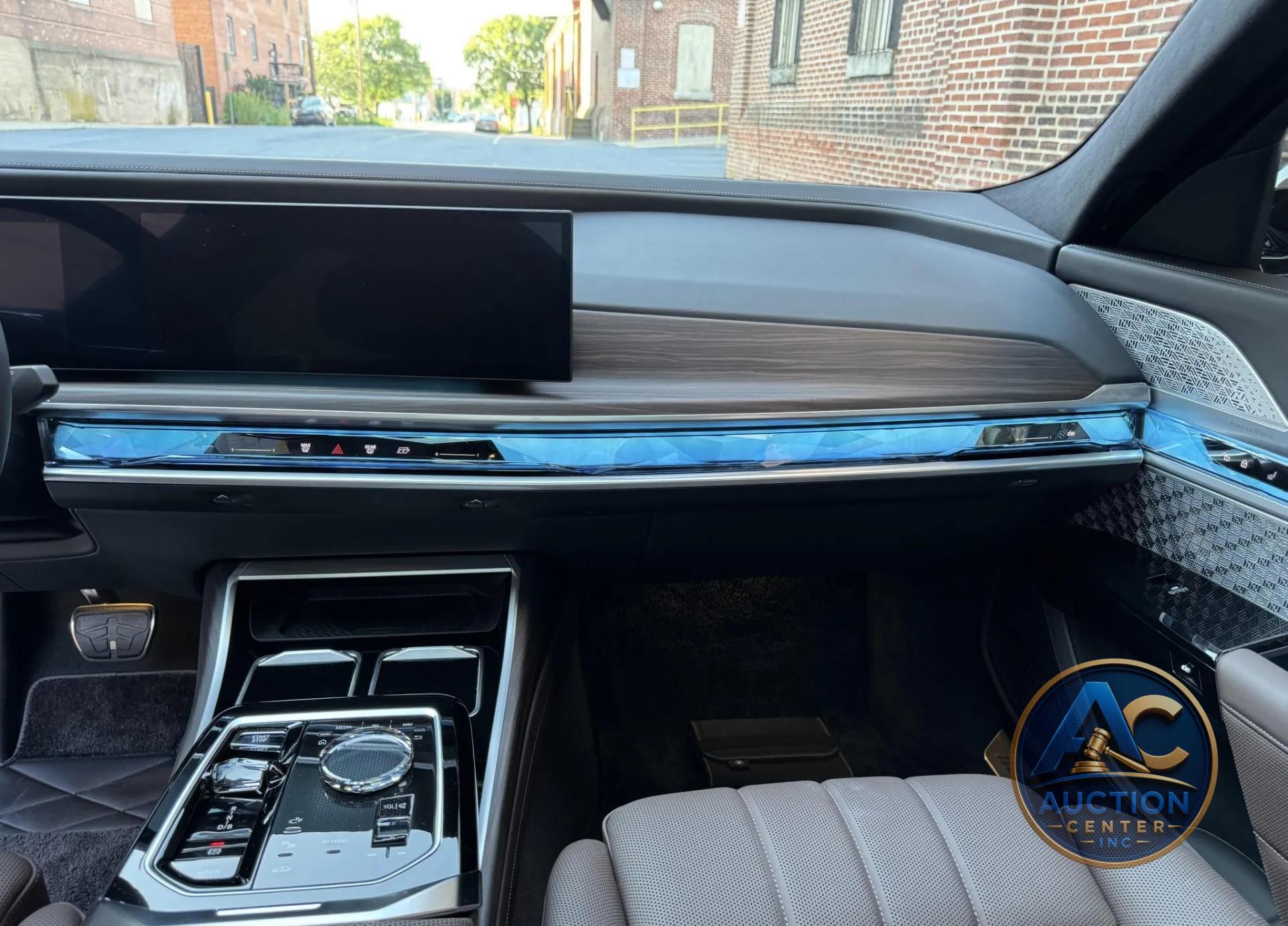 2023 BMW i7 xDrive60 M Sport