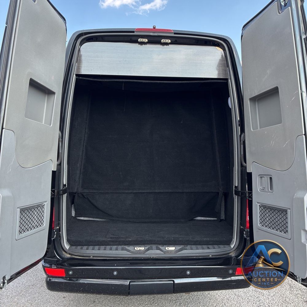 2015 Mercedes-Benz 3500 Sprinter Vans 3500