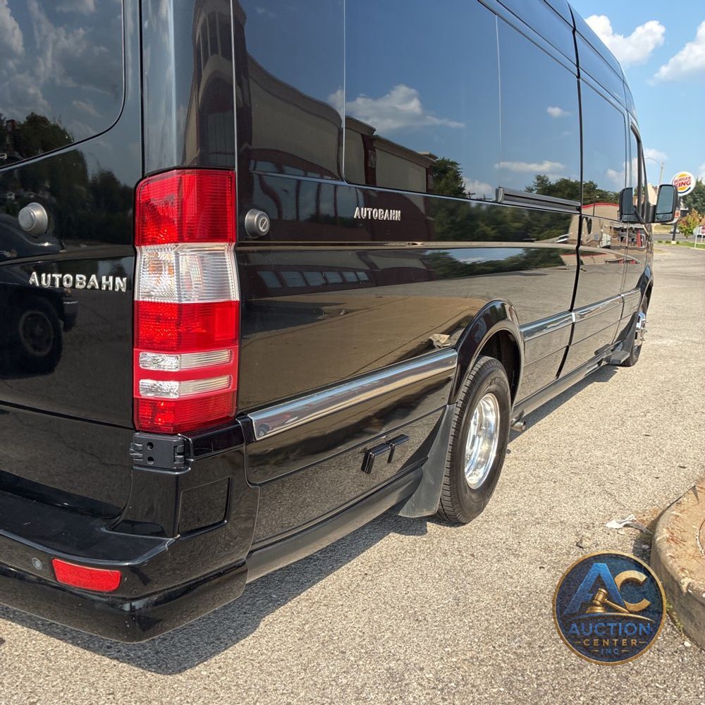 2015 Mercedes-Benz 3500 Sprinter Vans 3500