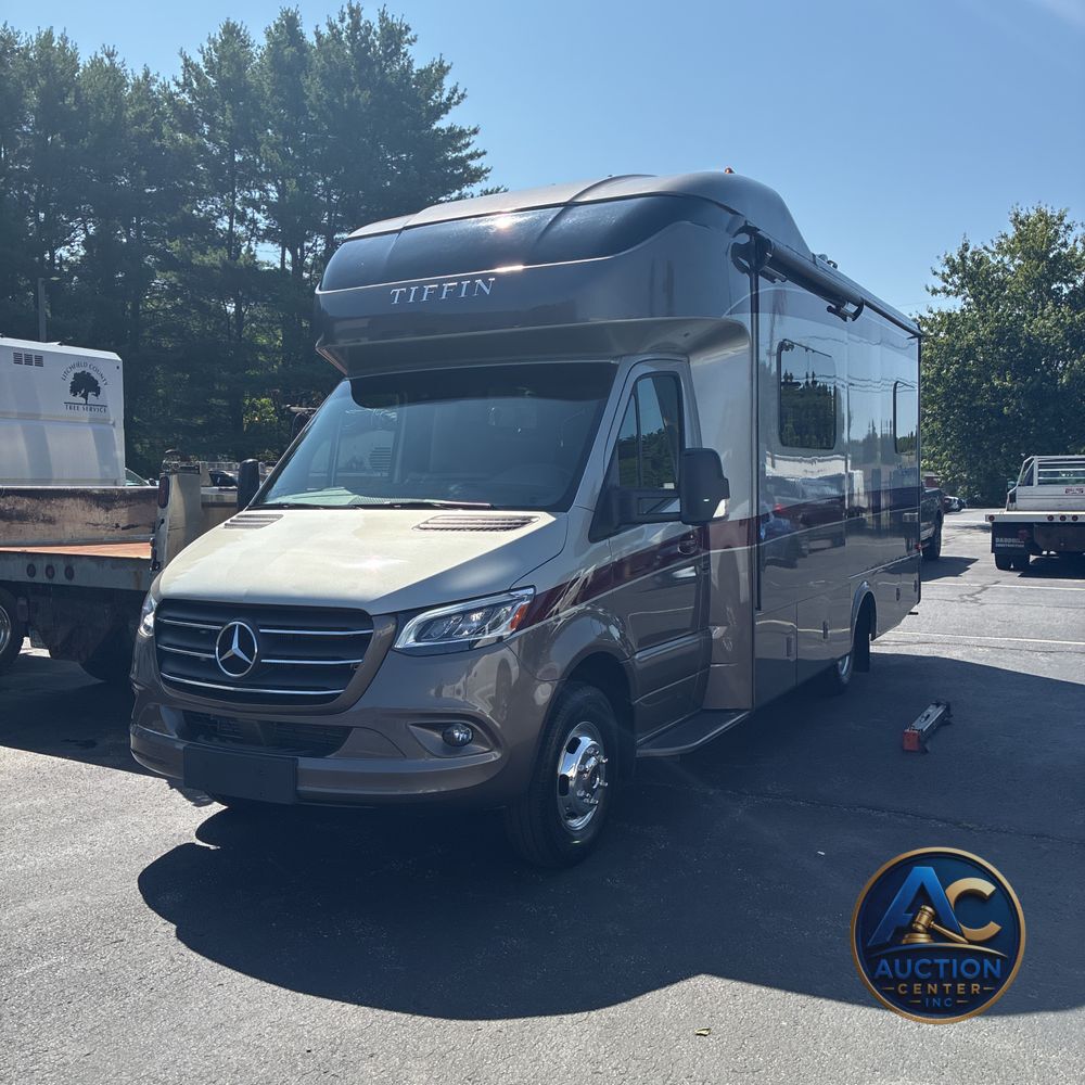 2020 Tiffin Motorhome Wayfarer