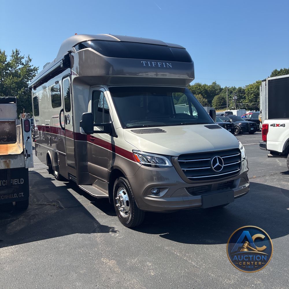 2020 Tiffin Motorhome Wayfarer