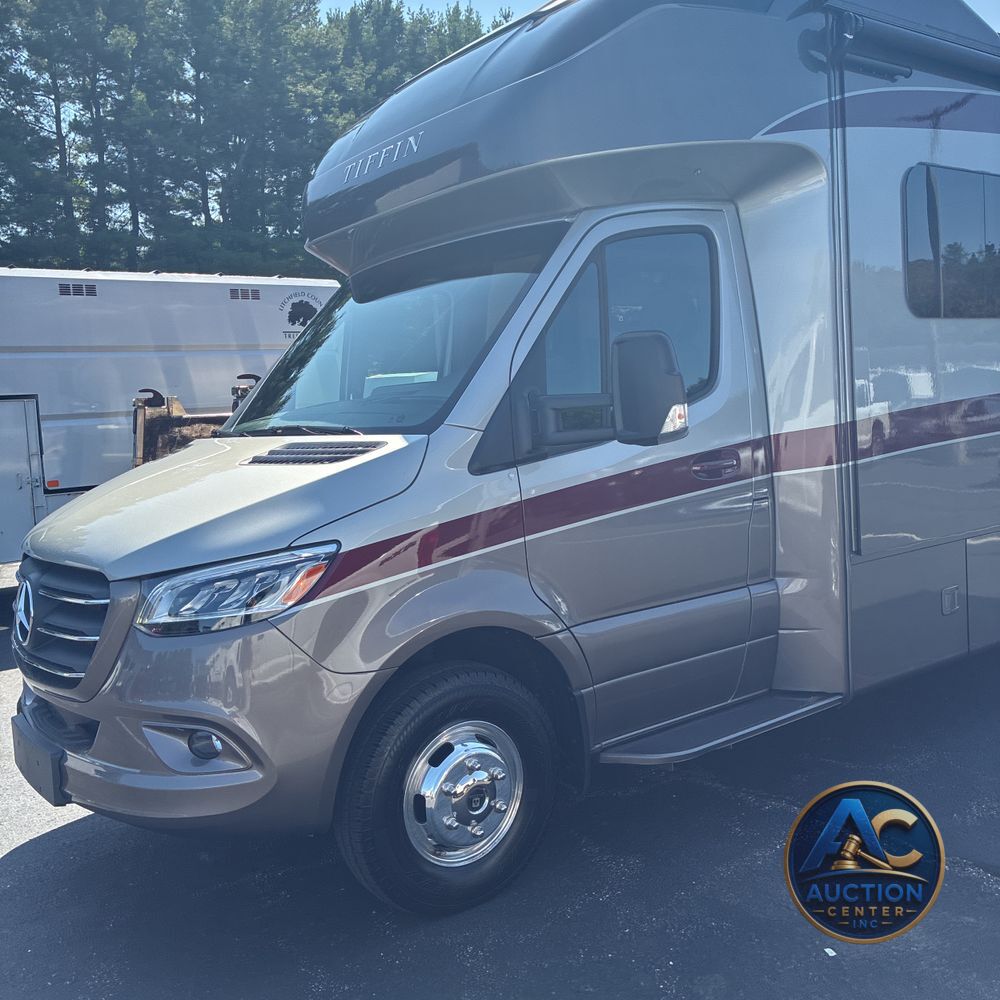 2020 Tiffin Motorhome Wayfarer