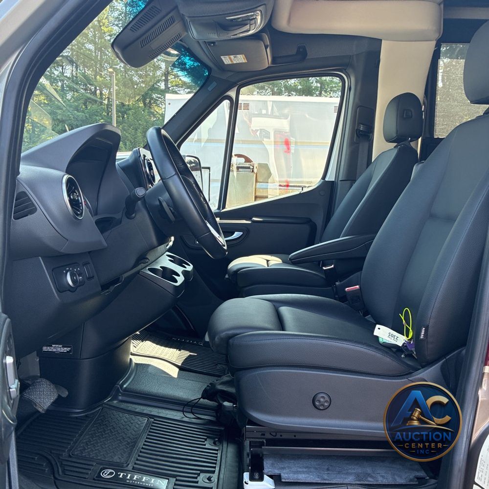 2020 Tiffin Motorhome Wayfarer