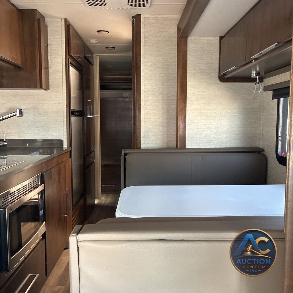 2020 Tiffin Motorhome Wayfarer