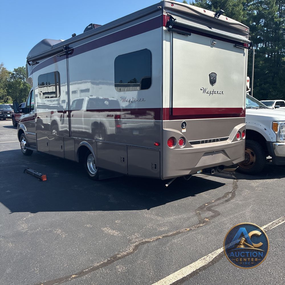 2020 Tiffin Motorhome Wayfarer