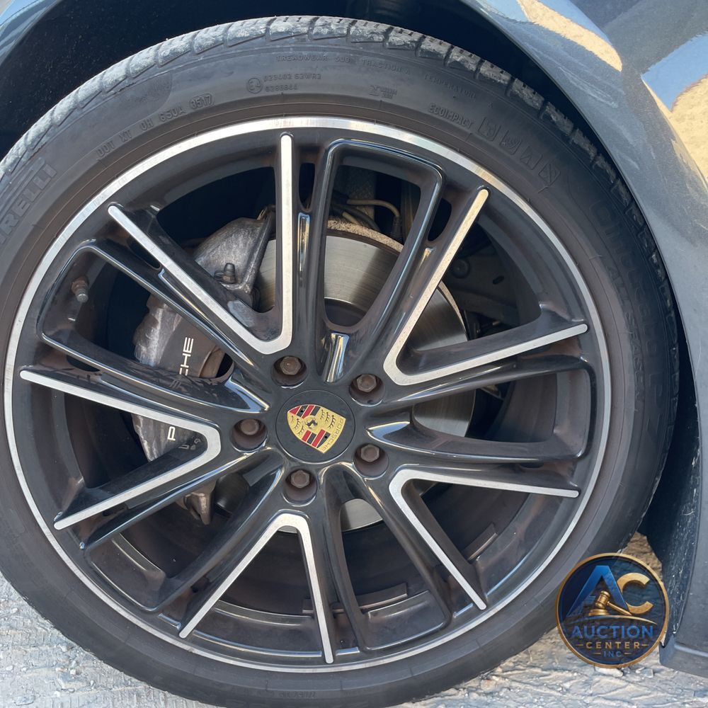 2018 Porsche Panamera 4