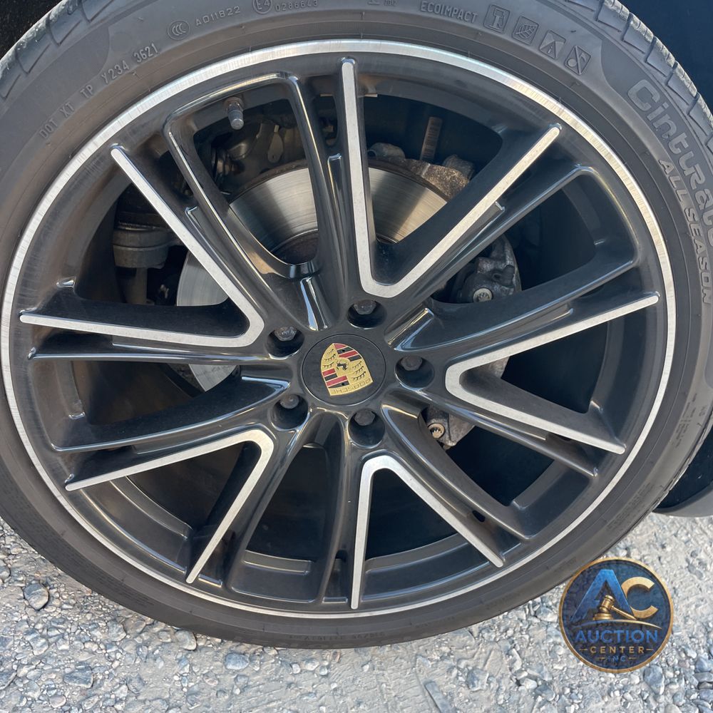 2018 Porsche Panamera 4