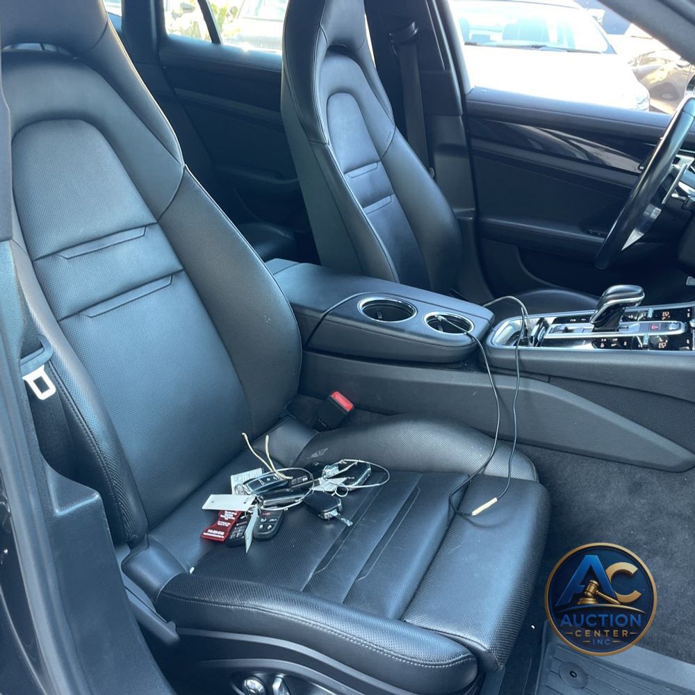 2018 Porsche Panamera 4