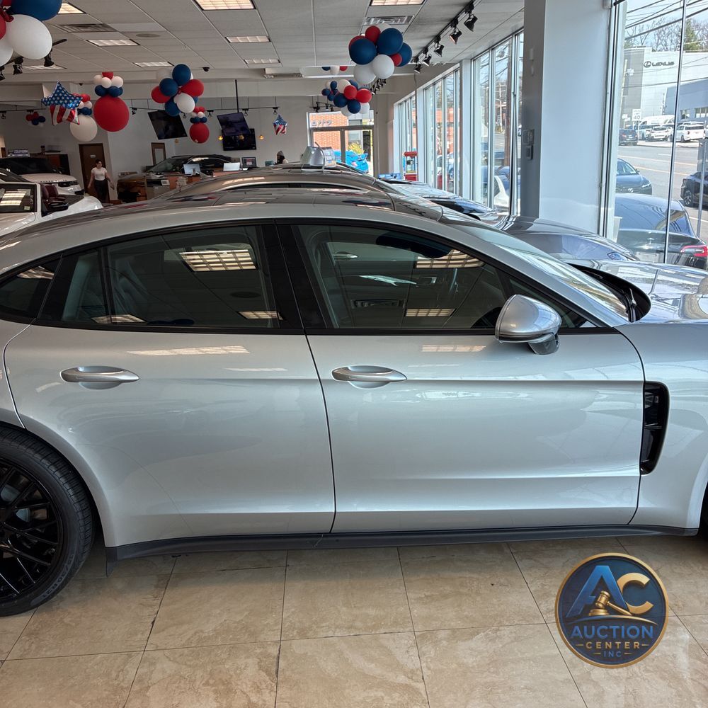 2020 Porsche Panamera 4