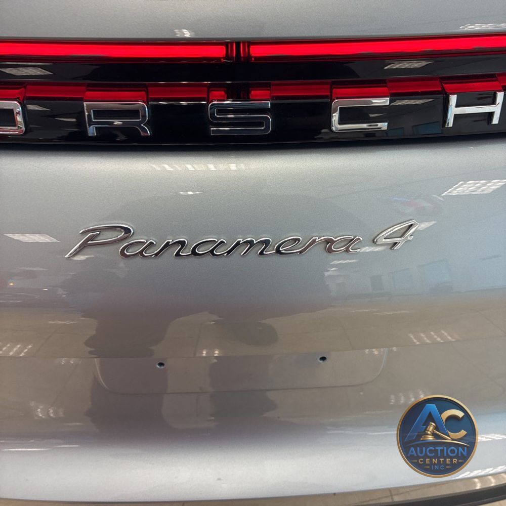 2020 Porsche Panamera 4