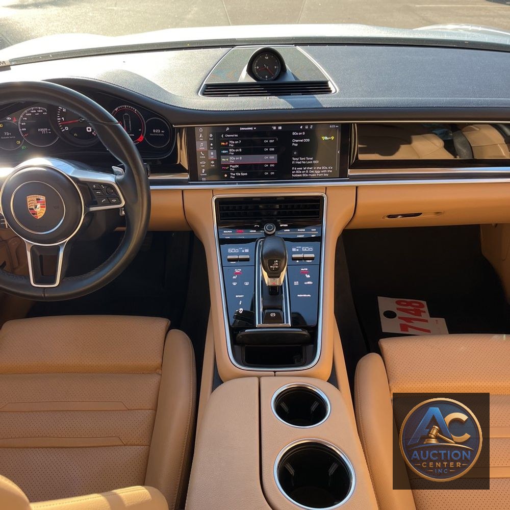 2020 Porsche Panamera Base