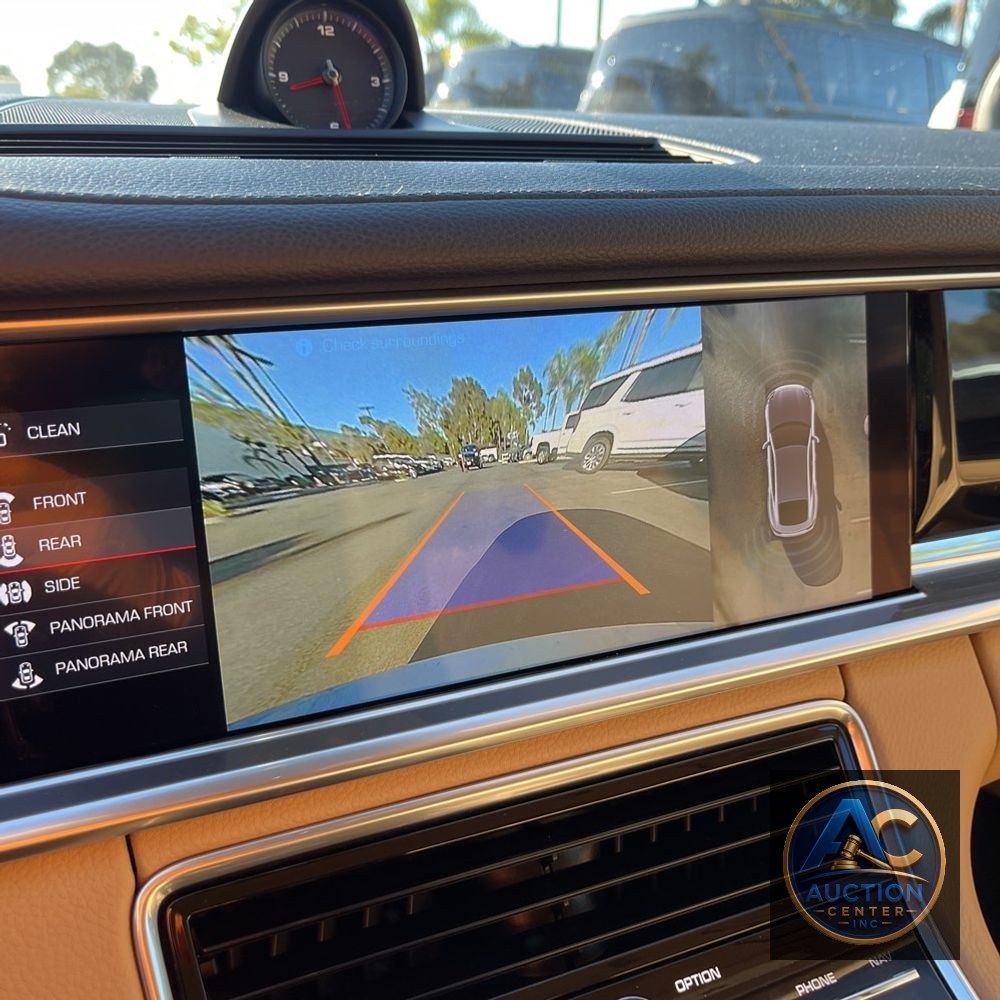 2020 Porsche Panamera Base