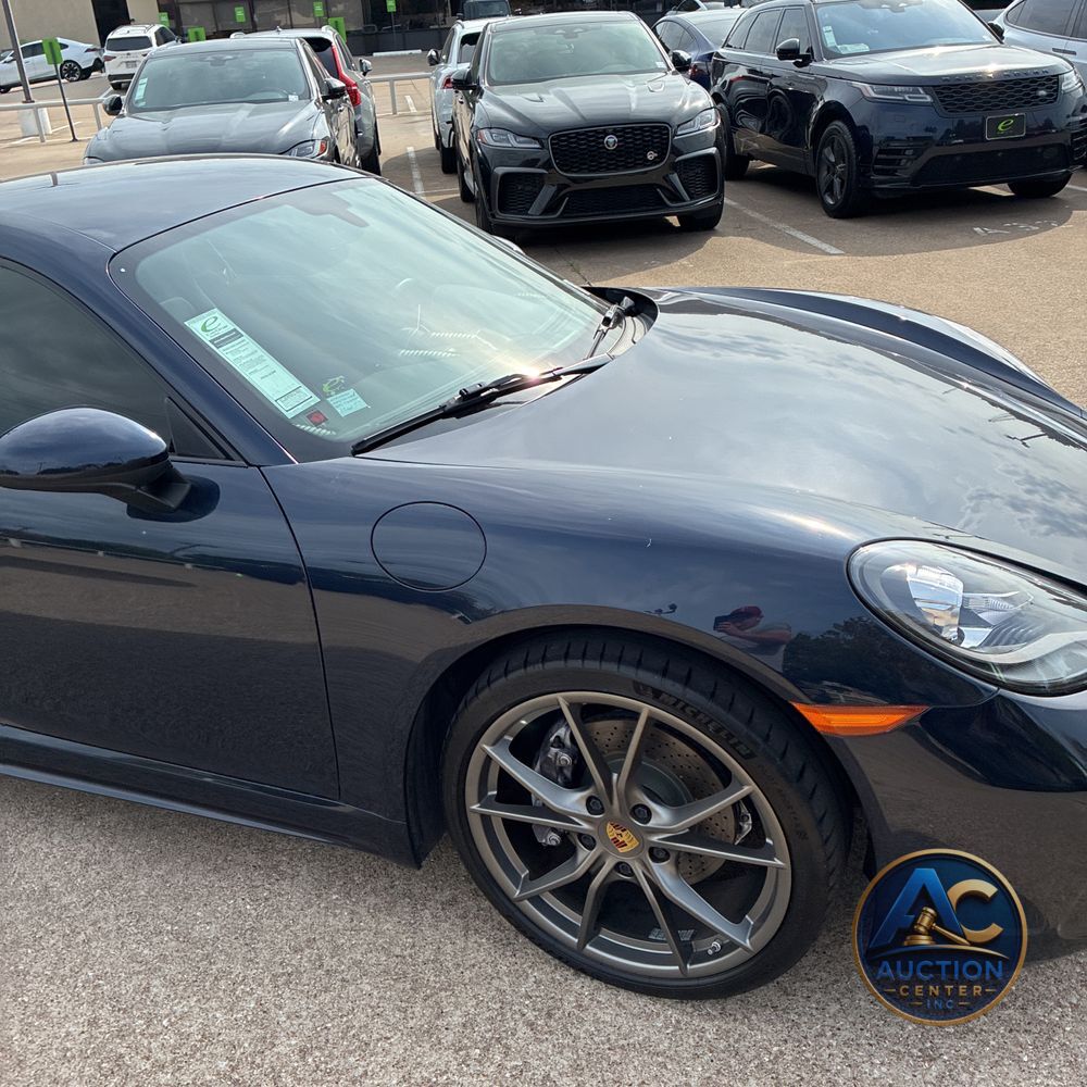 2017 Porsche 718 Cayman Base