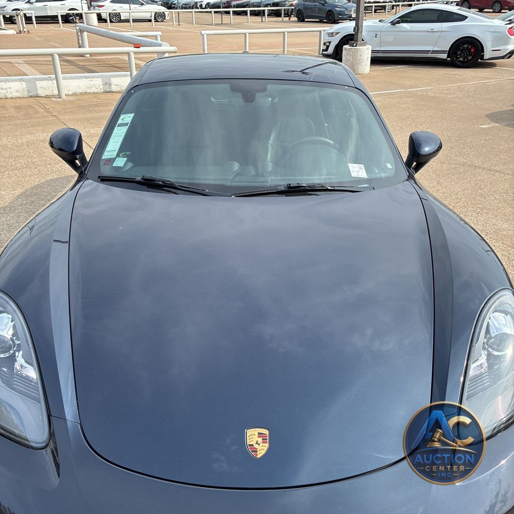 2017 Porsche 718 Cayman Base