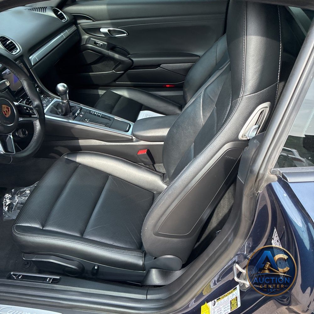 2017 Porsche 718 Cayman Base