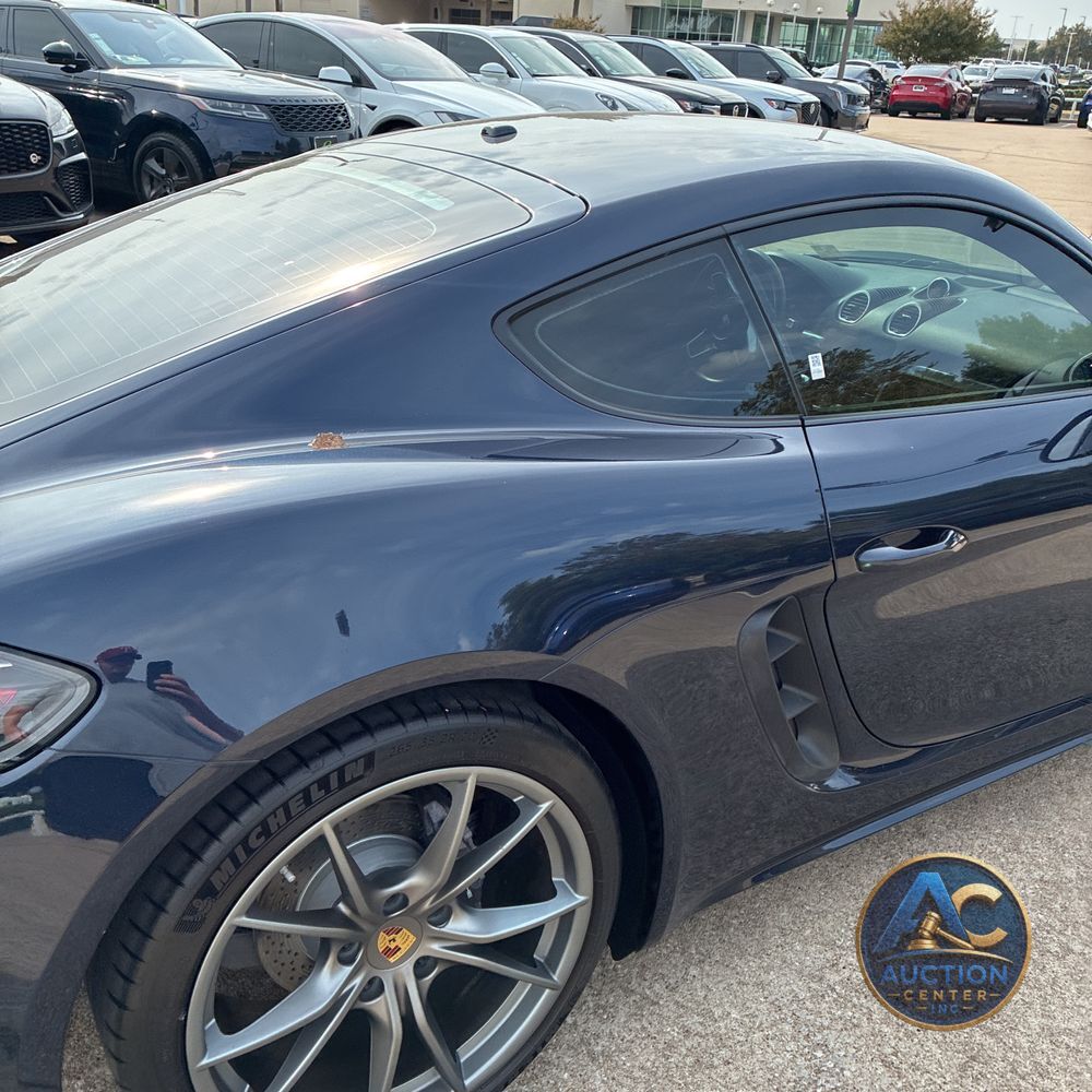 2017 Porsche 718 Cayman Base
