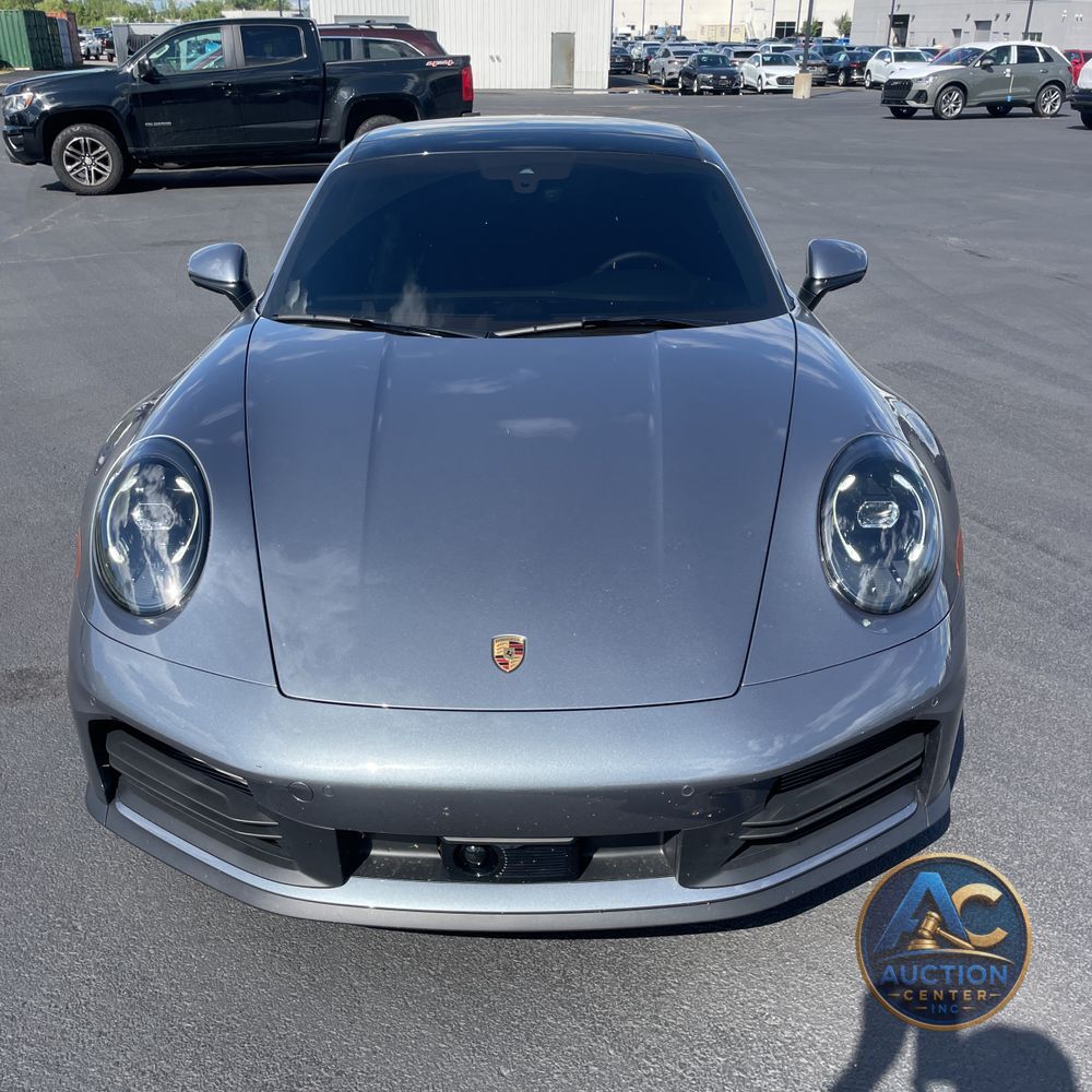 2025 Porsche 911 Carrera