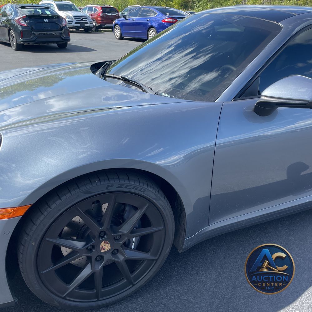 2025 Porsche 911 Carrera