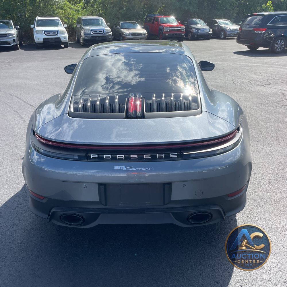 2025 Porsche 911 Carrera