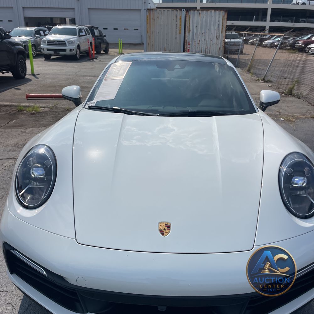 2024 Porsche 911 Carrera