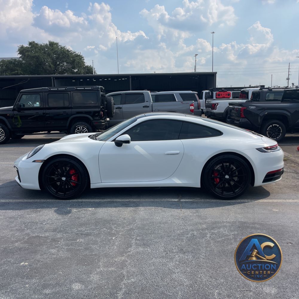 2024 Porsche 911 Carrera