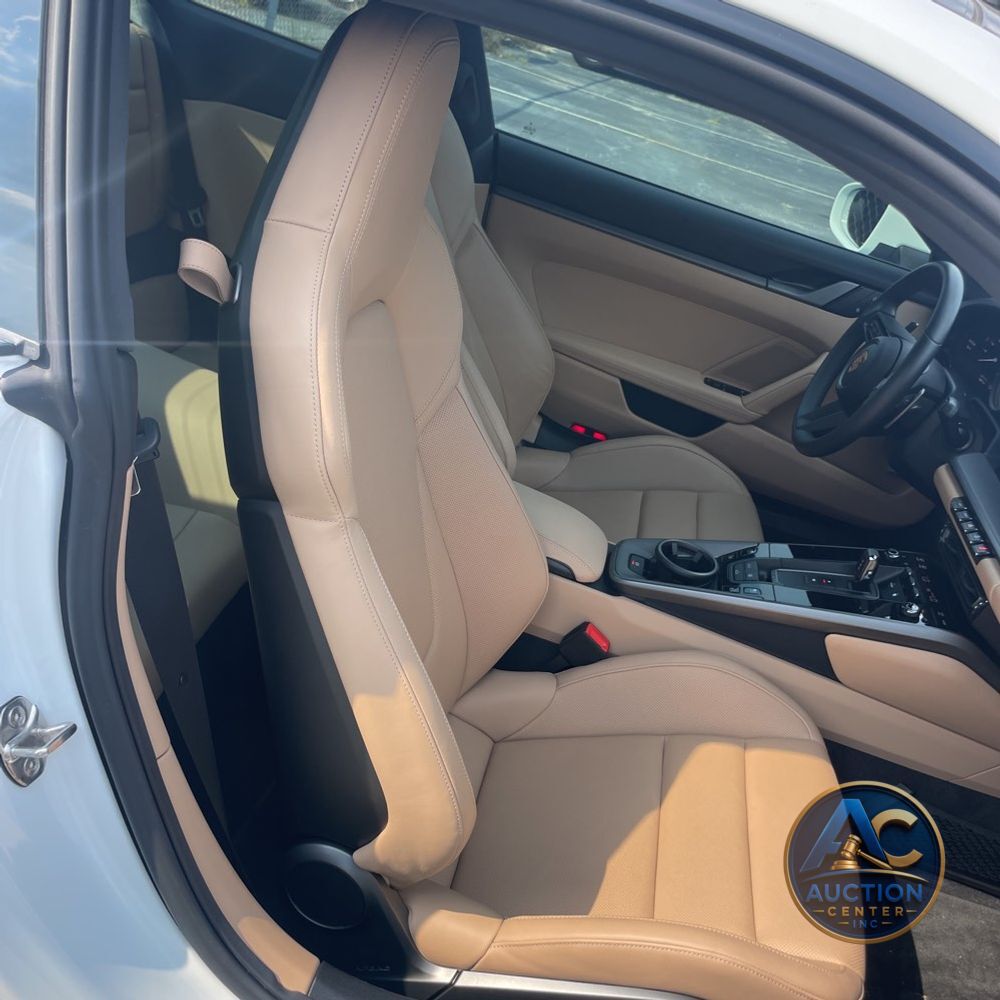 2024 Porsche 911 Carrera