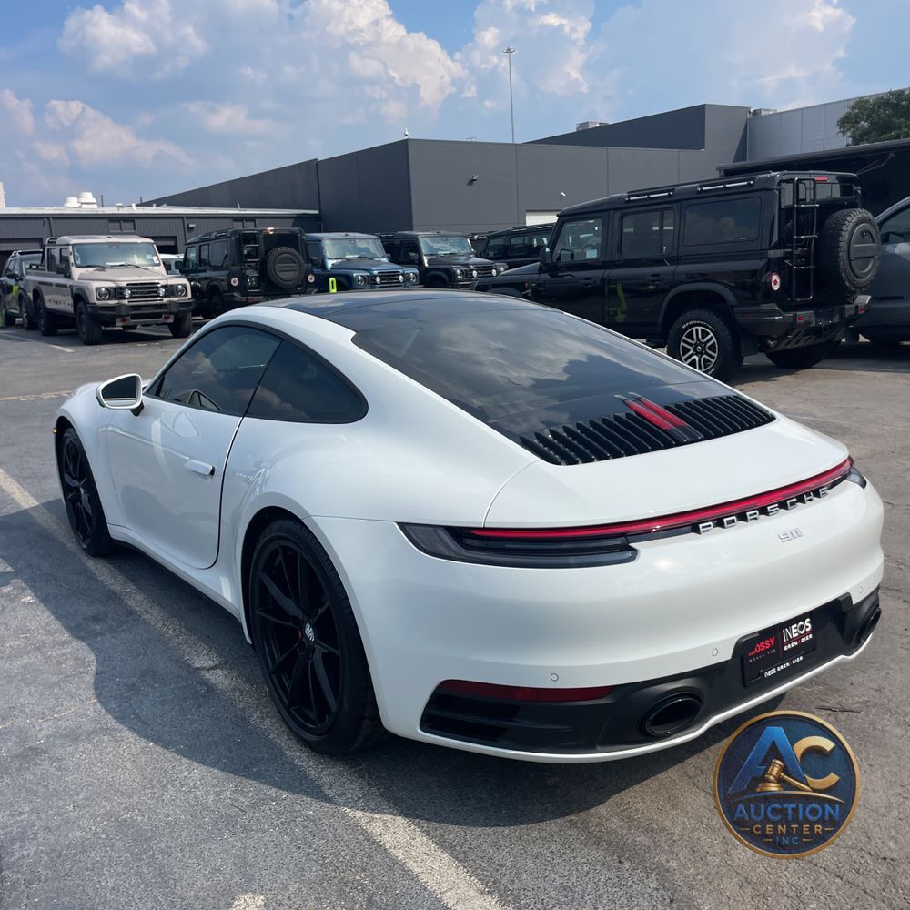 2024 Porsche 911 Carrera