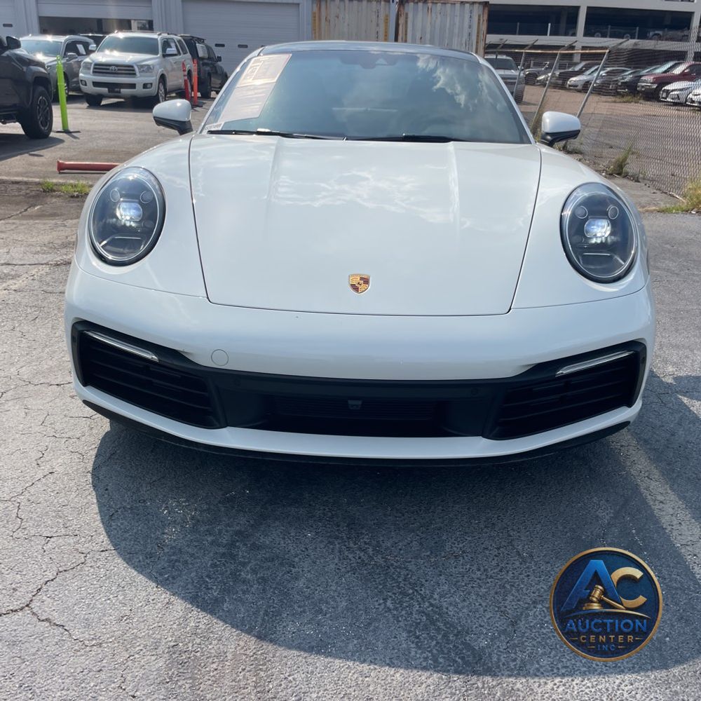 2024 Porsche 911 Carrera