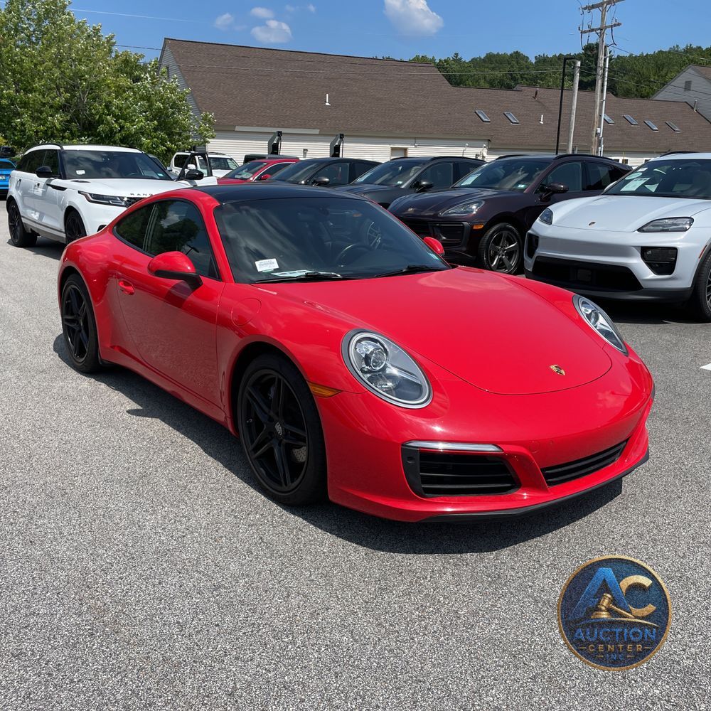 2019 Porsche 911 Carrera