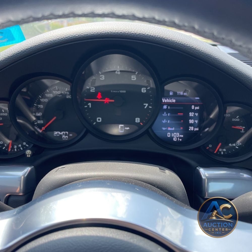 2019 Porsche 911 Carrera