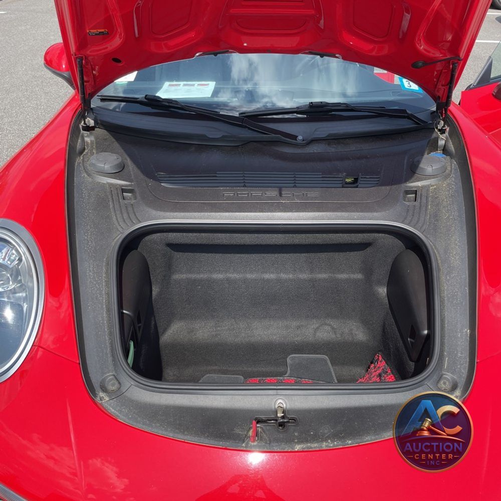 2019 Porsche 911 Carrera